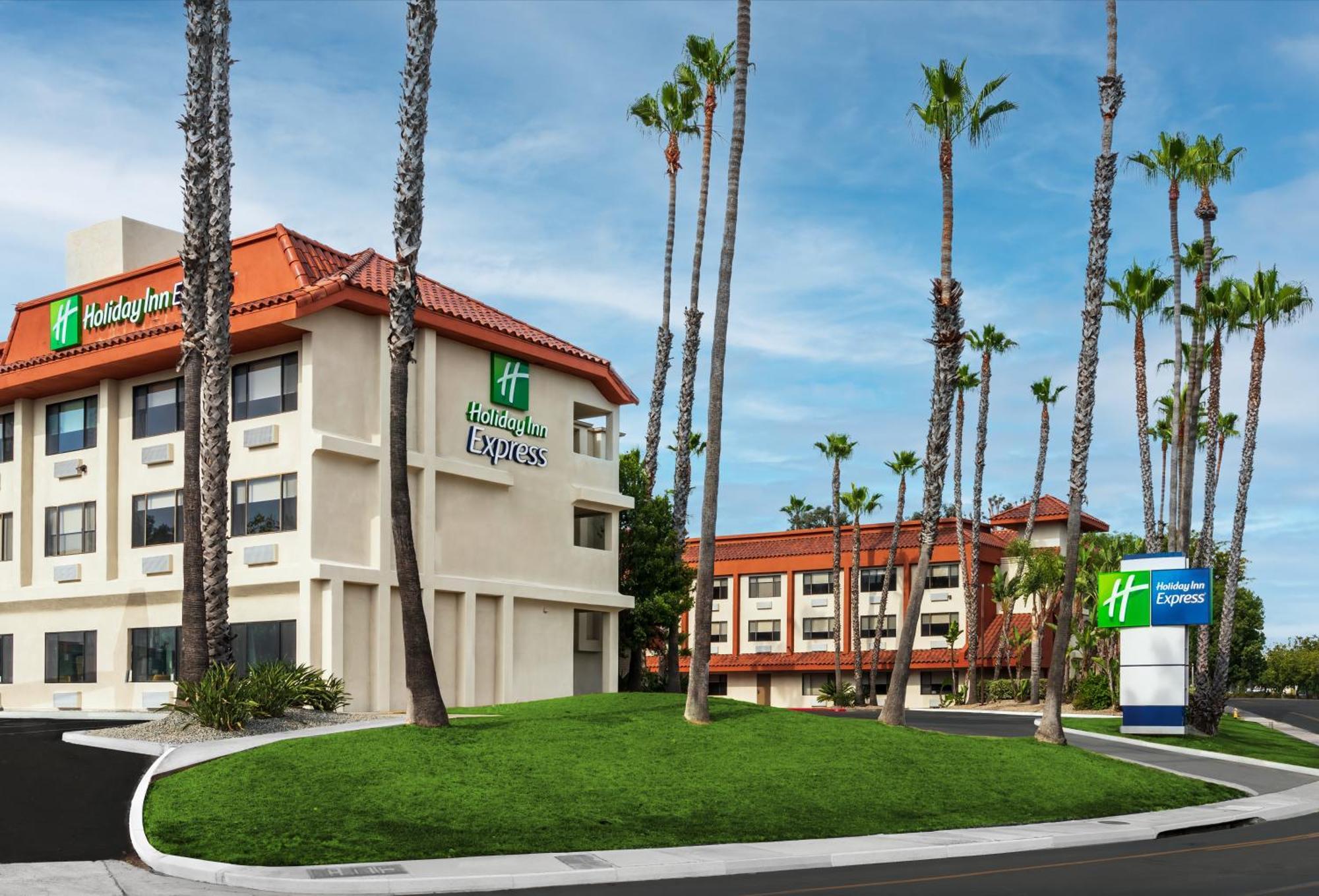 Express Near Sdsu By Ihg